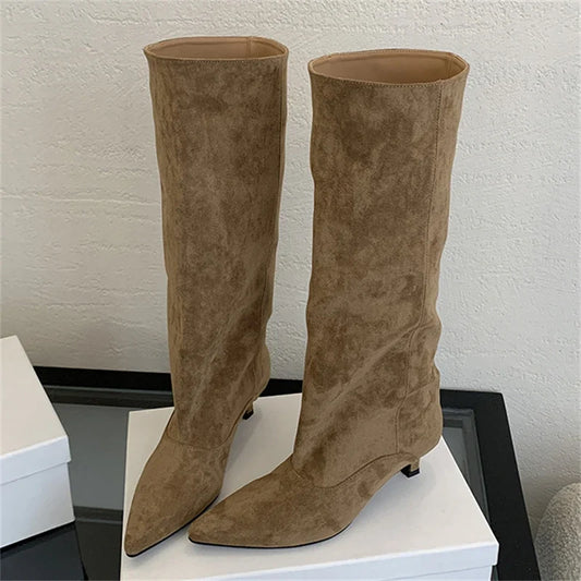 Botas Altas Vivienne de Punta Fina